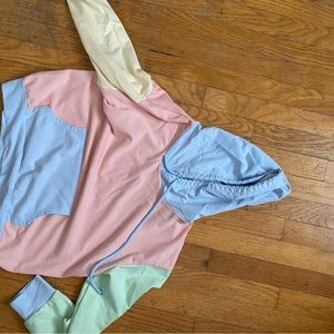 never colorful but thin